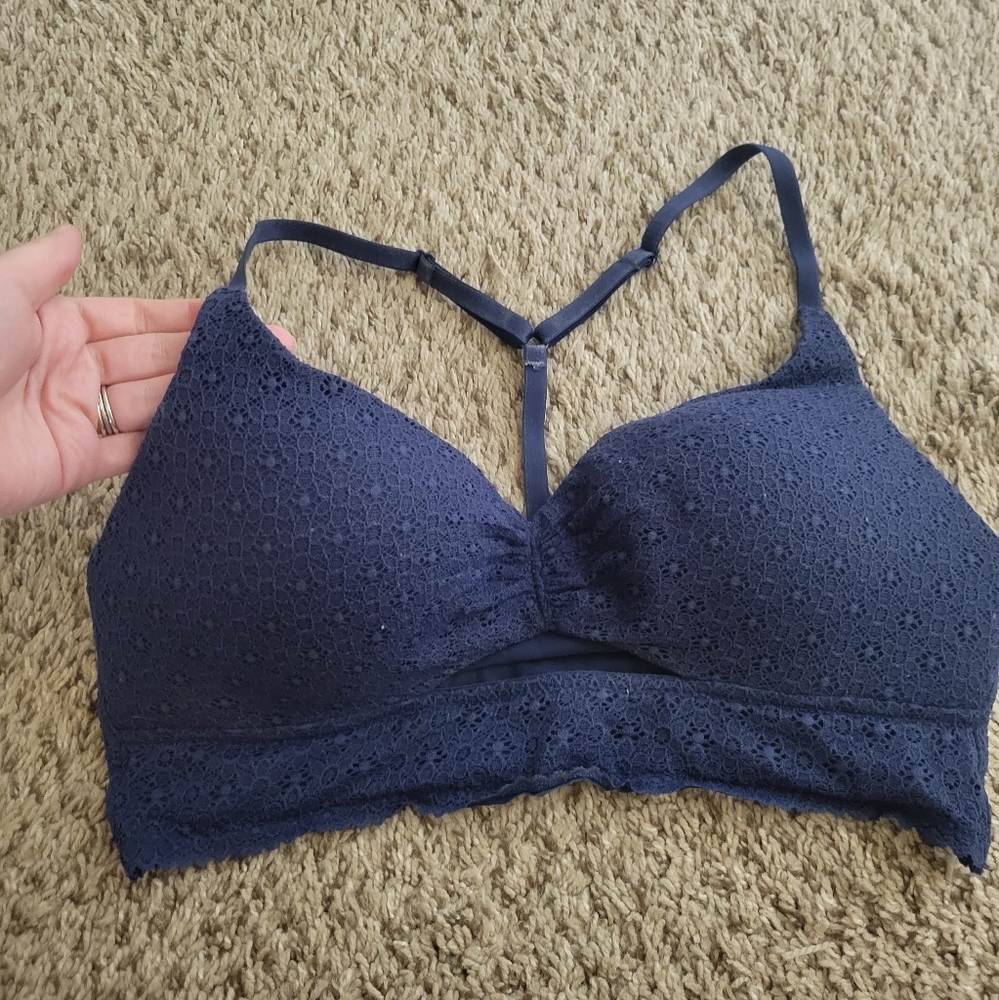Victoria’s Secret Uplift No Wire Bra 34 C